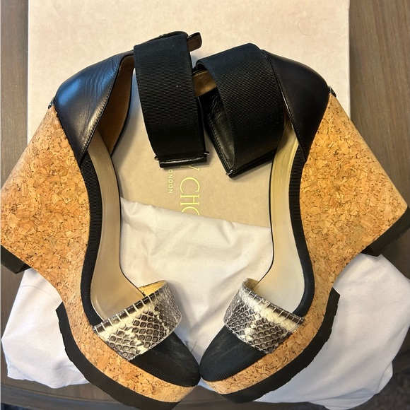 AUTHENTIC JIMMY CHOO!!! Size 41 Euro/11 US - Picture 2 of 5